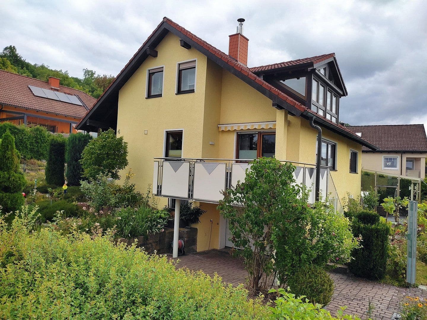 Prodej domu 198 m², pozemek 840 m², Ludwigschorgast, Bavorsko Prodej domu 198 m², pozemek 840 m², Ludwigschorgast, Bavorsko