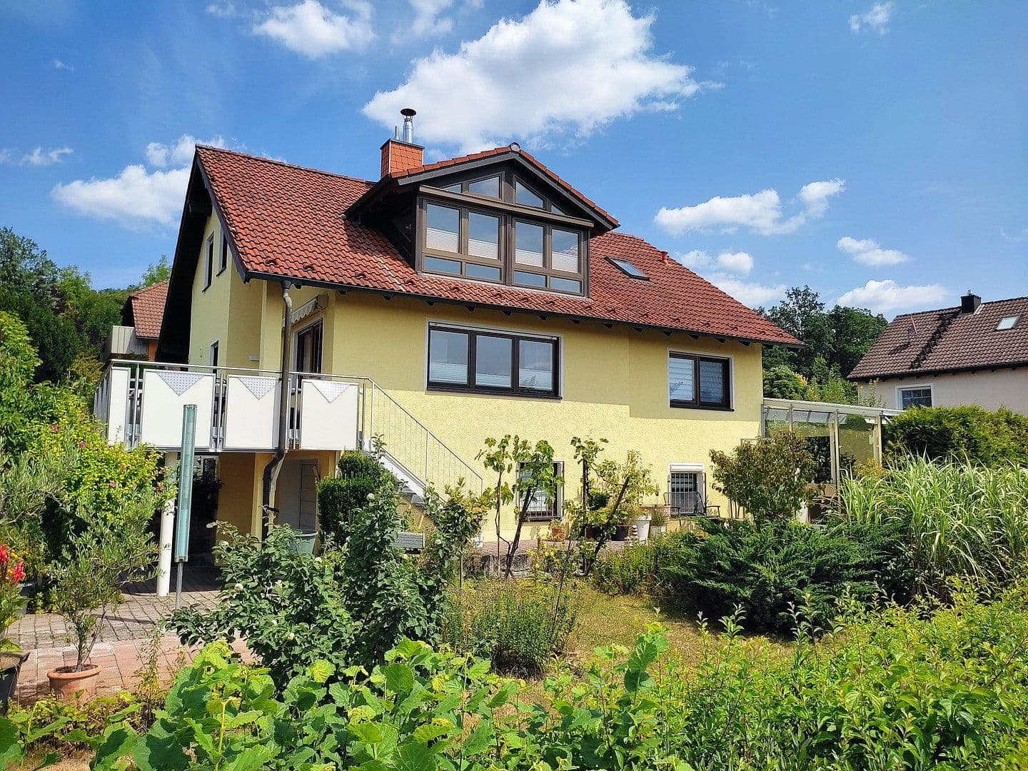 Prodej domu 198 m², pozemek 840 m², Ludwigschorgast, Bavorsko Prodej domu 198 m², pozemek 840 m², Ludwigschorgast, Bavorsko