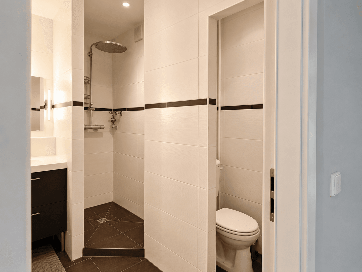 Prodej bytu 3+1 67 m², Berlin, Berlín Prodej bytu 3+1 67 m², Berlin, Berlín