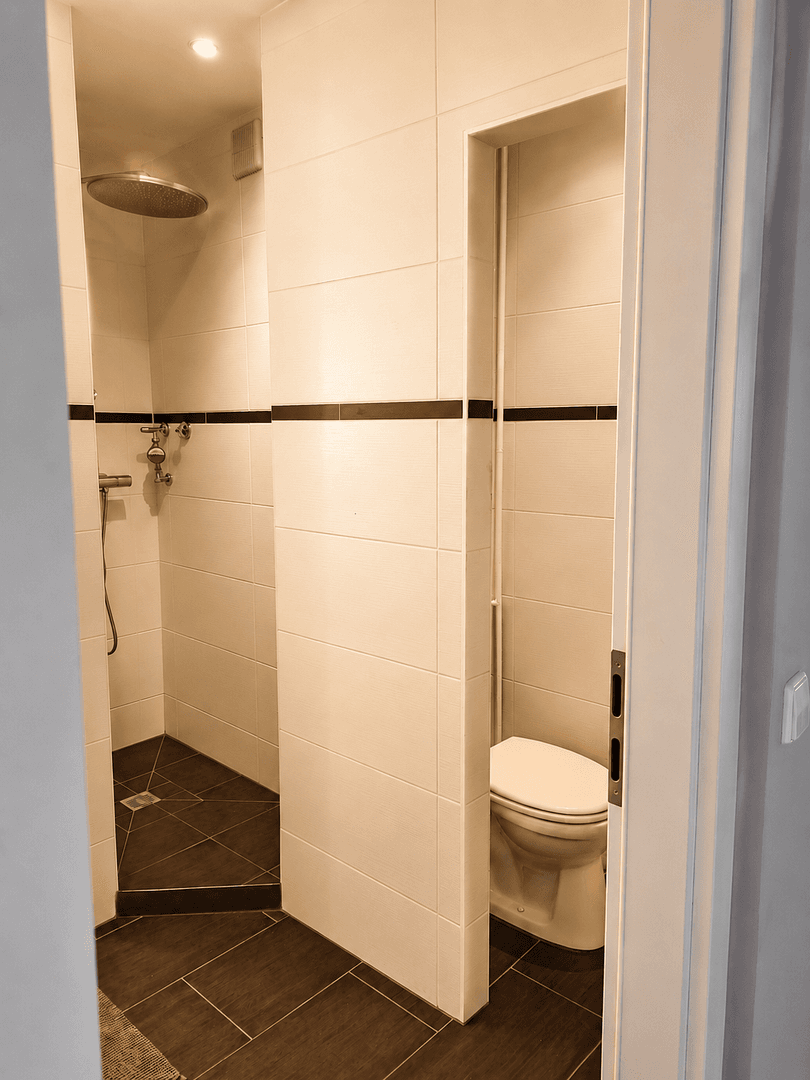 Prodej bytu 3+1 67 m², Berlin, Berlín Prodej bytu 3+1 67 m², Berlin, Berlín