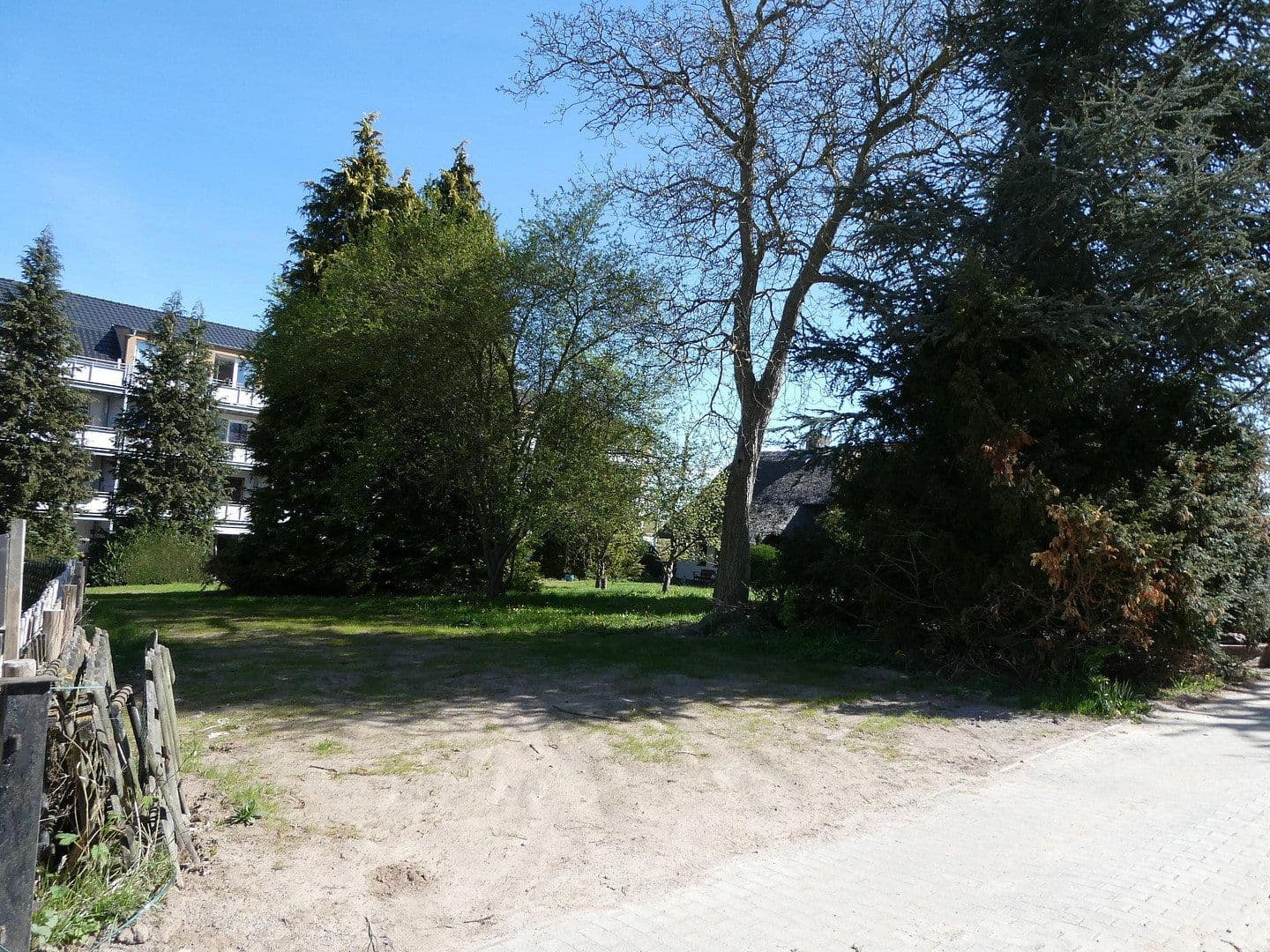 Prodej pozemku 860 m², Klußer Damm 94c, Wismar, Mecklenburg-Vorpommern Prodej pozemku 860 m², Klußer Damm 94c, Wismar, Mecklenburg-Vorpommern
