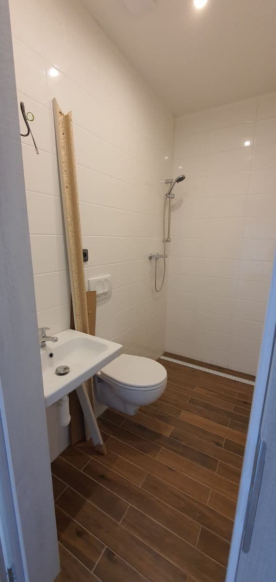 Pronájem domu 120 m², pozemek 400 m², Hvozdec, Jihomoravský kraj Pronájem domu 120 m², pozemek 400 m², Hvozdec, Jihomoravský kraj