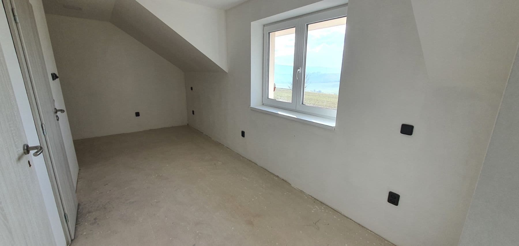 Pronájem domu 120 m², pozemek 400 m², Hvozdec, Jihomoravský kraj Pronájem domu 120 m², pozemek 400 m², Hvozdec, Jihomoravský kraj
