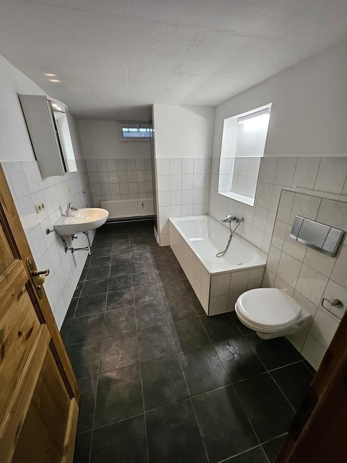 Prodej domu 226 m², pozemek 604 m², Plöner Str. 33, Eutin, Šlesvicko-Holštýnsko Prodej domu 226 m², pozemek 604 m², Plöner Str. 33, Eutin, Šlesvicko-Holštýnsko