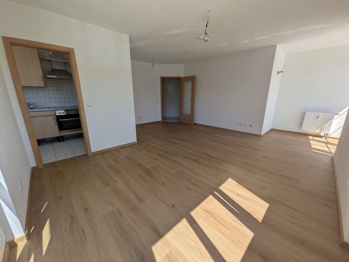 Prodej bytu 3+1 70 m², Fichtenweg 8, Kirchseeon, Bavorsko Prodej bytu 3+1 70 m², Fichtenweg 8, Kirchseeon, Bavorsko