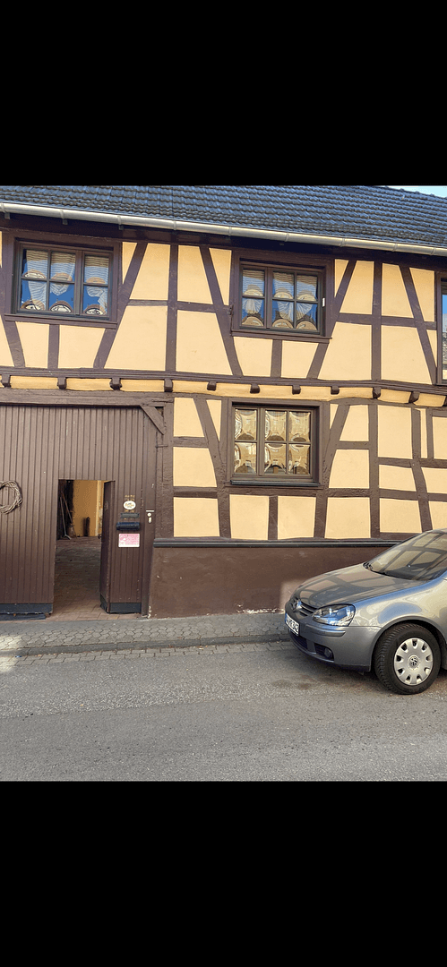 Prodej domu 85 m², pozemek 1.213 m², Grafschaft, Porýní-Falc Prodej domu 85 m², pozemek 1.213 m², Grafschaft, Porýní-Falc