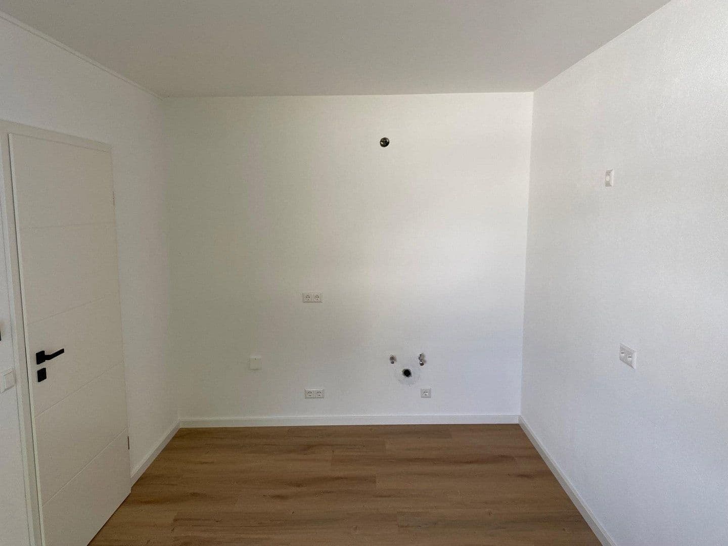 Pronájem bytu 3+1 103 m², Am Mühlwäldle 8, Baden-Baden, Bádensko-Württembersko Pronájem bytu 3+1 103 m², Am Mühlwäldle 8, Baden-Baden, Bádensko-Württembersko