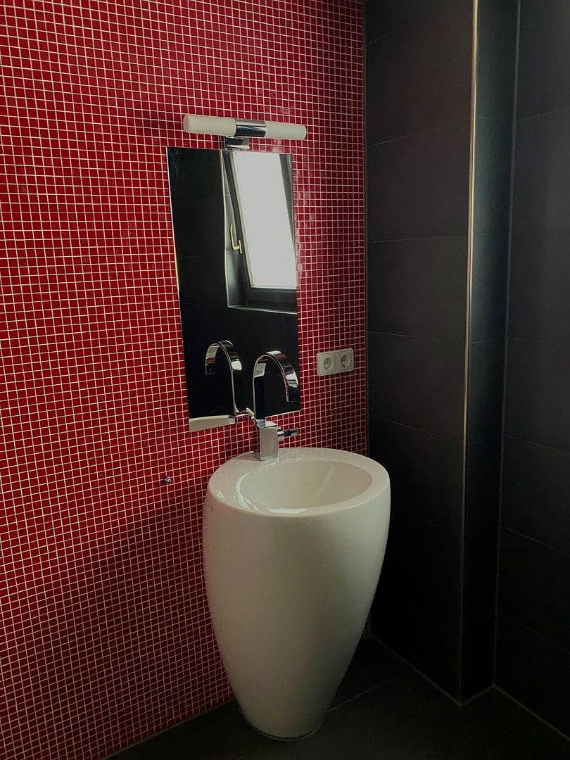 Prodej domu 300 m², pozemek 2.450 m², Affalterbach, Bádensko-Württembersko Prodej domu 300 m², pozemek 2.450 m², Affalterbach, Bádensko-Württembersko
