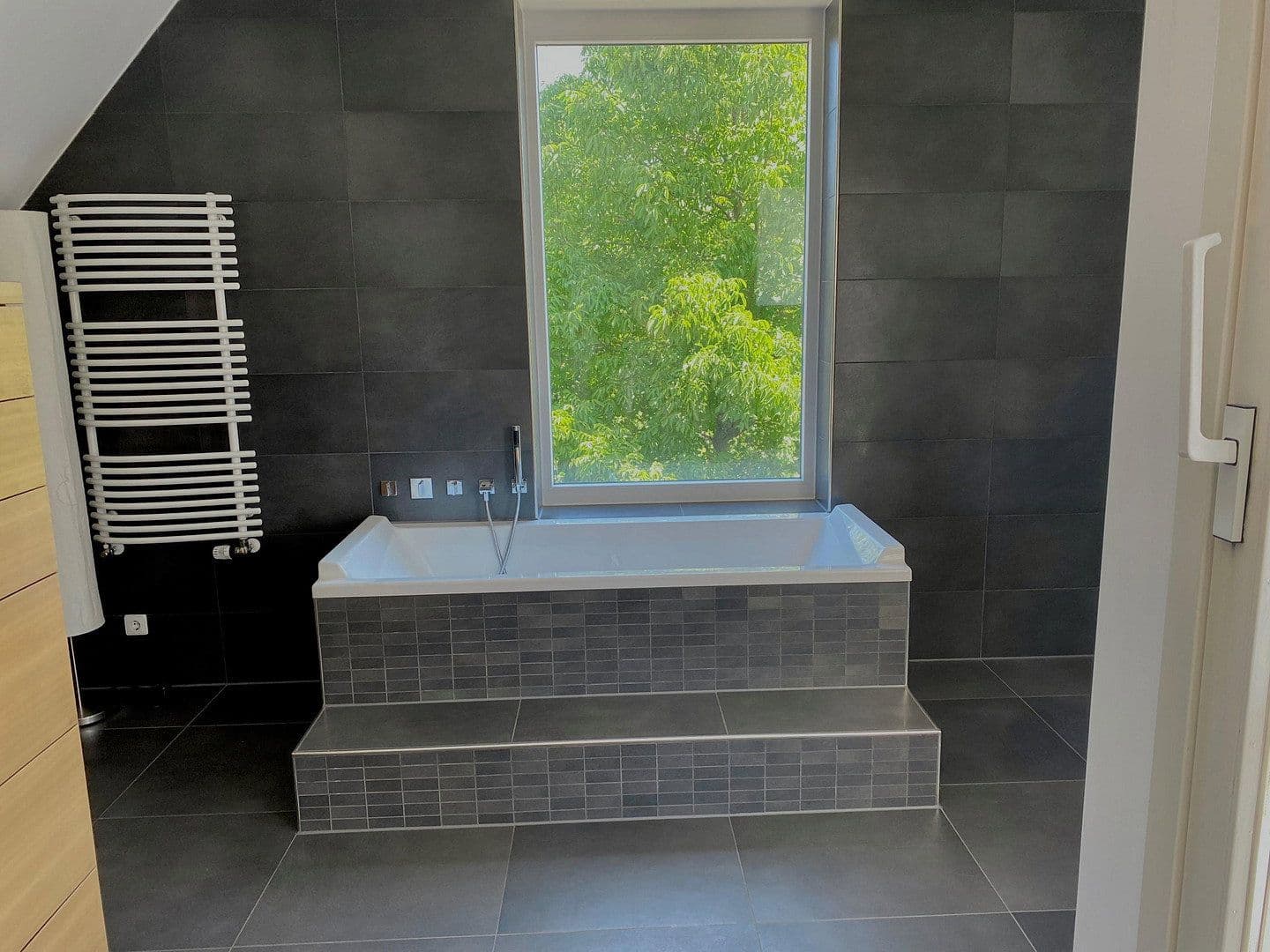 Prodej domu 300 m², pozemek 2.450 m², Affalterbach, Bádensko-Württembersko Prodej domu 300 m², pozemek 2.450 m², Affalterbach, Bádensko-Württembersko