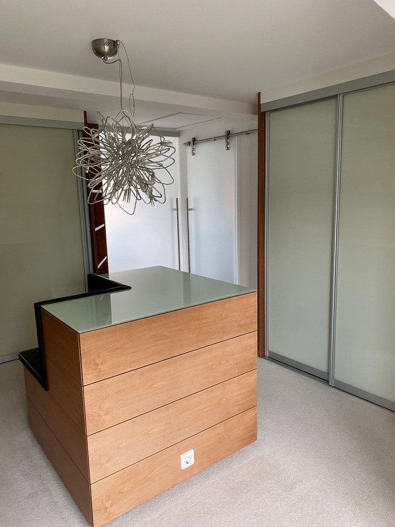 Prodej domu 300 m², pozemek 2.450 m², Affalterbach, Bádensko-Württembersko Prodej domu 300 m², pozemek 2.450 m², Affalterbach, Bádensko-Württembersko
