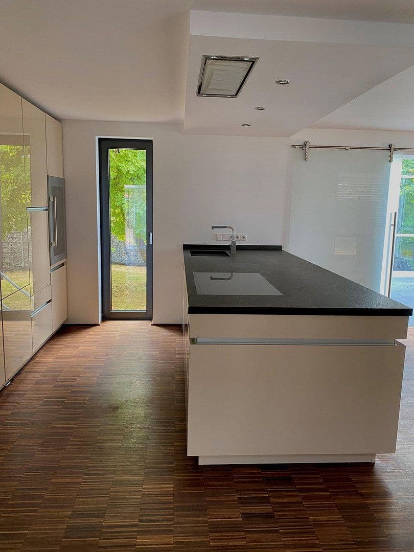 Prodej domu 300 m², pozemek 2.450 m², Affalterbach, Bádensko-Württembersko Prodej domu 300 m², pozemek 2.450 m², Affalterbach, Bádensko-Württembersko