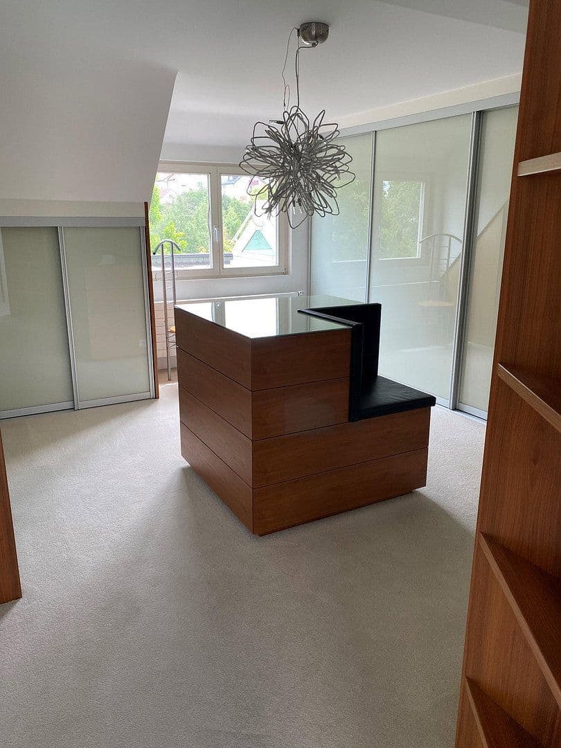 Prodej domu 300 m², pozemek 2.450 m², Affalterbach, Bádensko-Württembersko Prodej domu 300 m², pozemek 2.450 m², Affalterbach, Bádensko-Württembersko