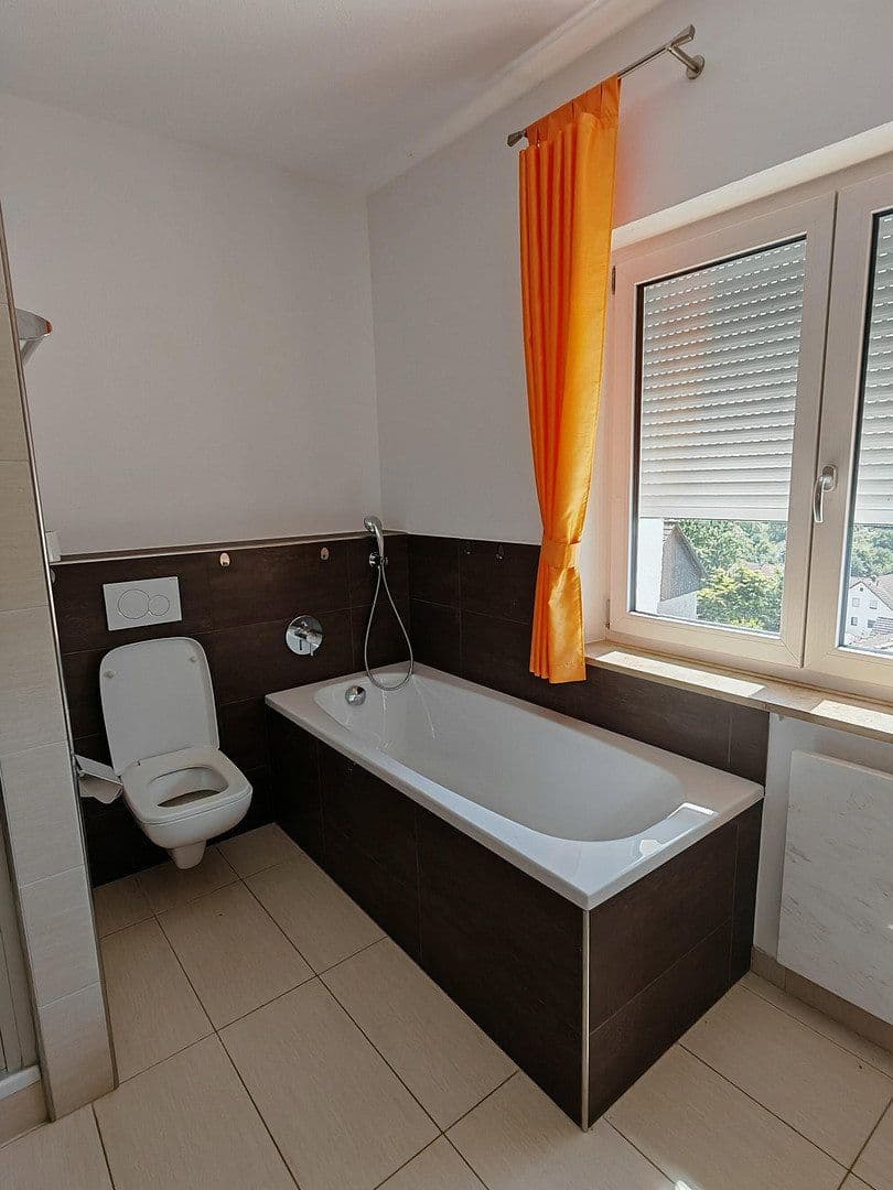 Pronájem bytu 3+1 100 m², Schwandorf, Bavorsko Pronájem bytu 3+1 100 m², Schwandorf, Bavorsko