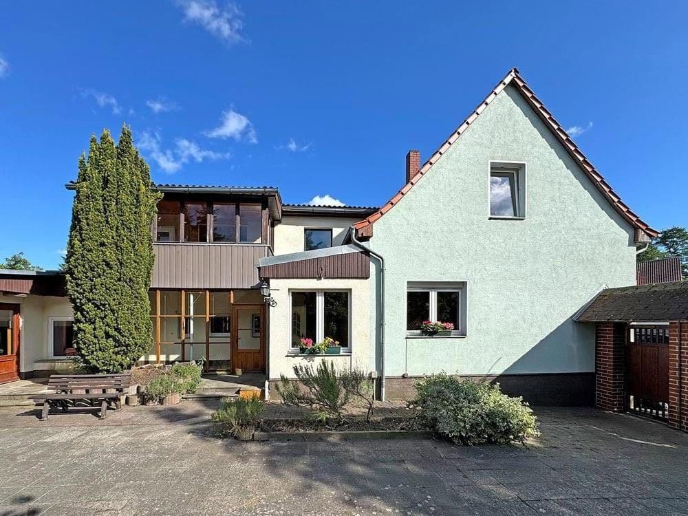 Prodej domu 127 m², pozemek 1.120 m², Gardelegen, Sasko-Anhaltsko Prodej domu 127 m², pozemek 1.120 m², Gardelegen, Sasko-Anhaltsko