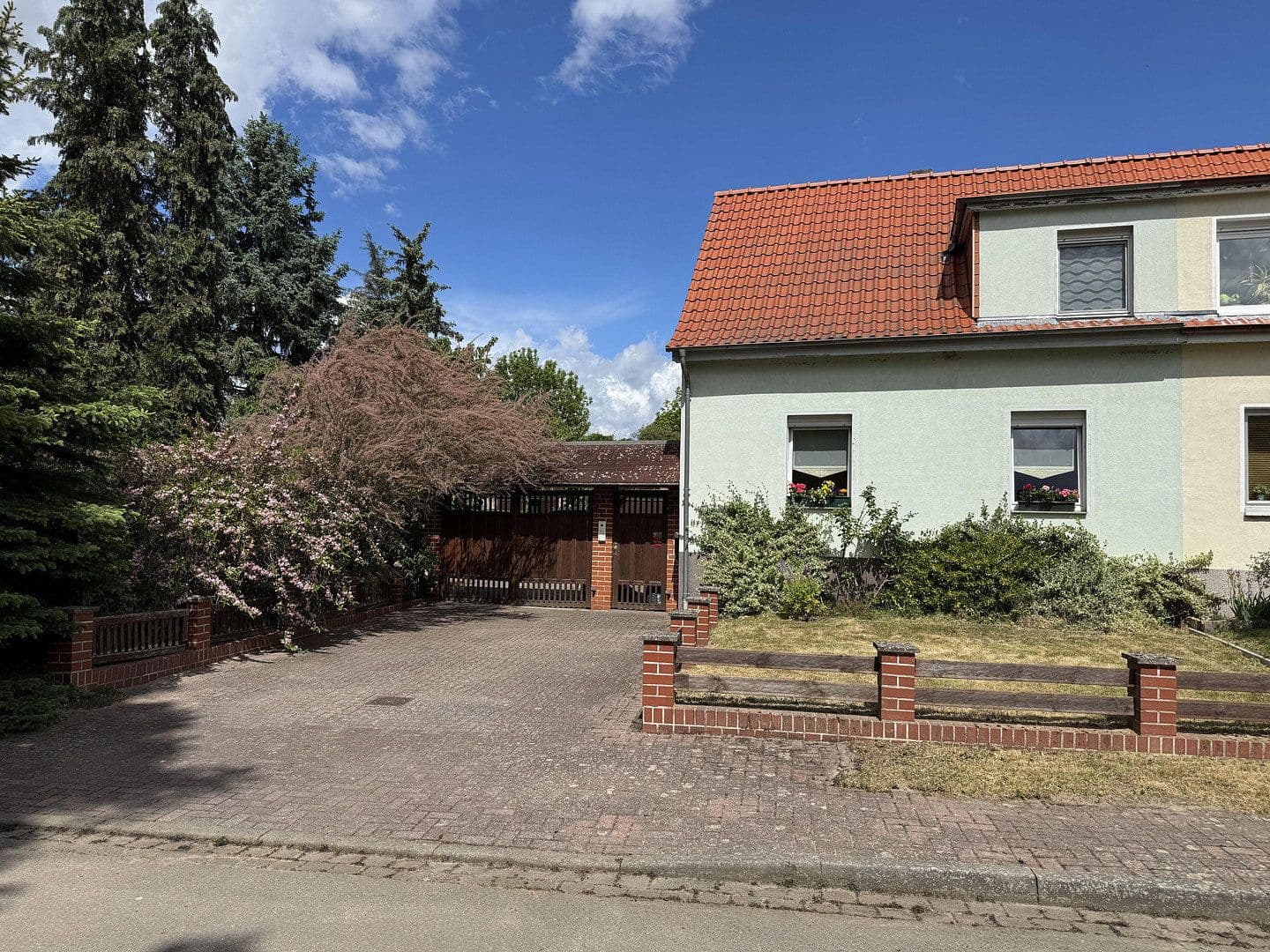 Prodej domu 127 m², pozemek 1.120 m², Gardelegen, Sasko-Anhaltsko Prodej domu 127 m², pozemek 1.120 m², Gardelegen, Sasko-Anhaltsko