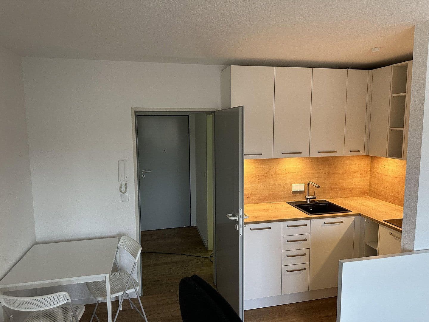 Pronájem bytu 1+1 25 m², Sielkamp 7A, Braunschweig, Dolní Sasko Pronájem bytu 1+1 25 m², Sielkamp 7A, Braunschweig, Dolní Sasko