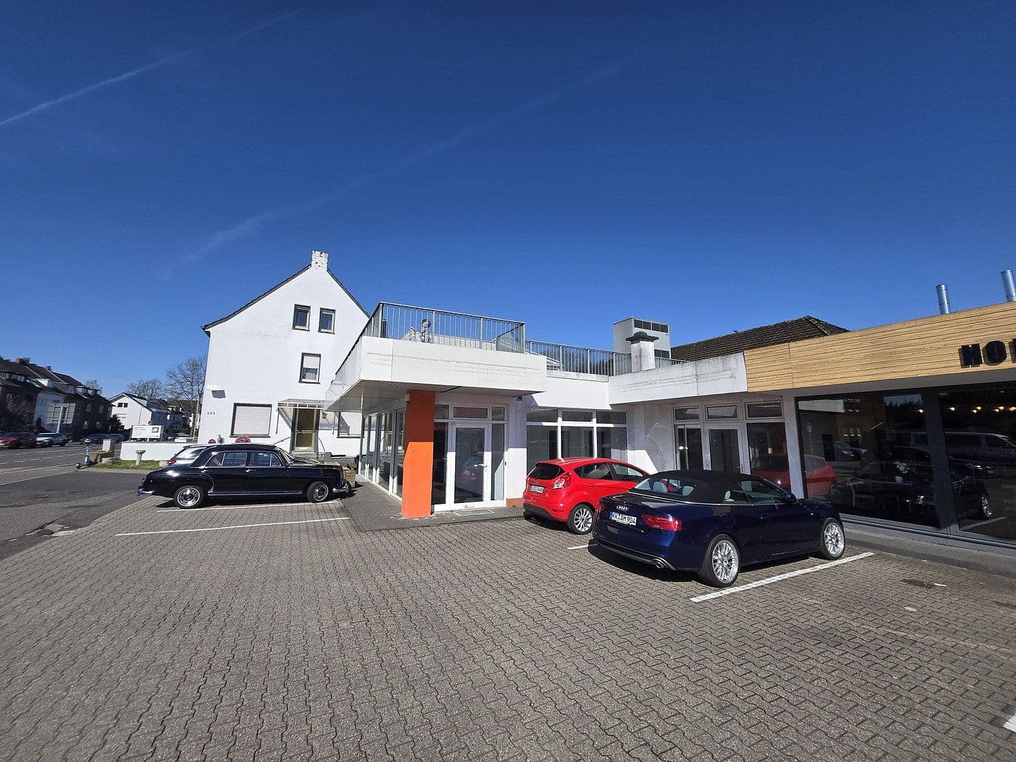 Pronájem nebytového prostoru 450 m², Viersener Straße 240, Mönchengladbach, Severní Porýní-Vestfálsko Pronájem nebytového prostoru 450 m², Viersener Straße 240, Mönchengladbach, Severní Porýní-Vestfálsko