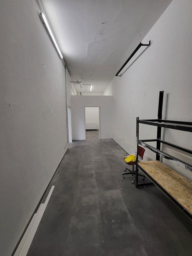Pronájem nebytového prostoru 450 m², Viersener Straße 240, Mönchengladbach, Severní Porýní-Vestfálsko Pronájem nebytového prostoru 450 m², Viersener Straße 240, Mönchengladbach, Severní Porýní-Vestfálsko