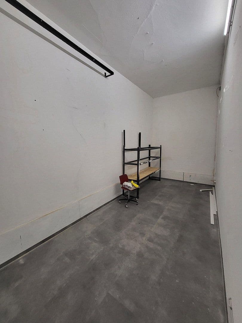 Pronájem nebytového prostoru 450 m², Viersener Straße 240, Mönchengladbach, Severní Porýní-Vestfálsko Pronájem nebytového prostoru 450 m², Viersener Straße 240, Mönchengladbach, Severní Porýní-Vestfálsko