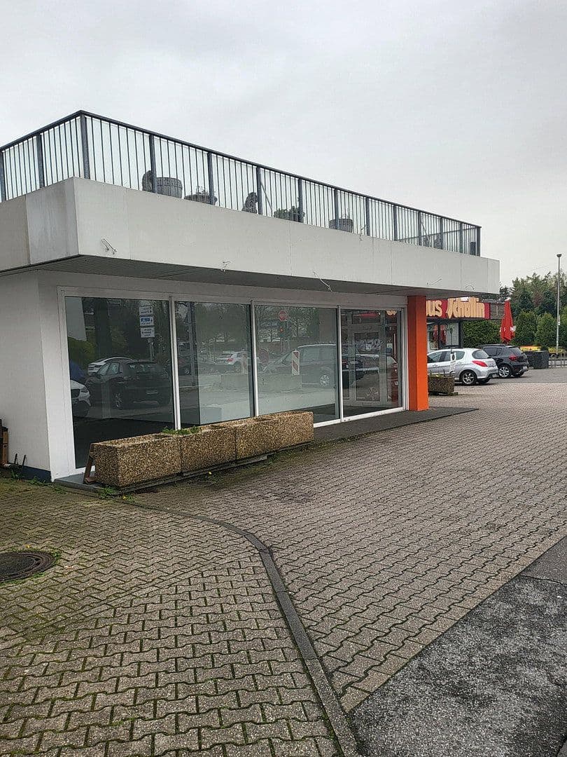 Pronájem nebytového prostoru 450 m², Viersener Straße 240, Mönchengladbach, Severní Porýní-Vestfálsko Pronájem nebytového prostoru 450 m², Viersener Straße 240, Mönchengladbach, Severní Porýní-Vestfálsko