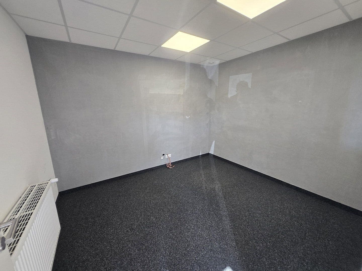 Pronájem nebytového prostoru 450 m², Viersener Straße 240, Mönchengladbach, Severní Porýní-Vestfálsko Pronájem nebytového prostoru 450 m², Viersener Straße 240, Mönchengladbach, Severní Porýní-Vestfálsko