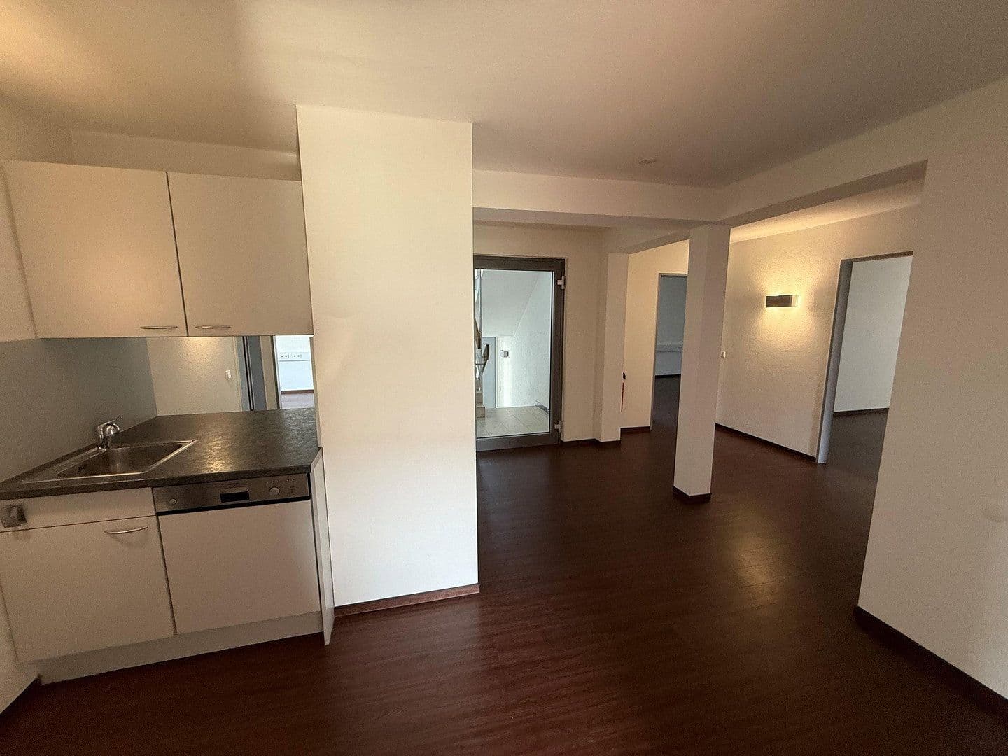 Pronájem kanceláře 170 m², Siemensstraße 9, Wiesbaden, Hessen Pronájem kanceláře 170 m², Siemensstraße 9, Wiesbaden, Hessen
