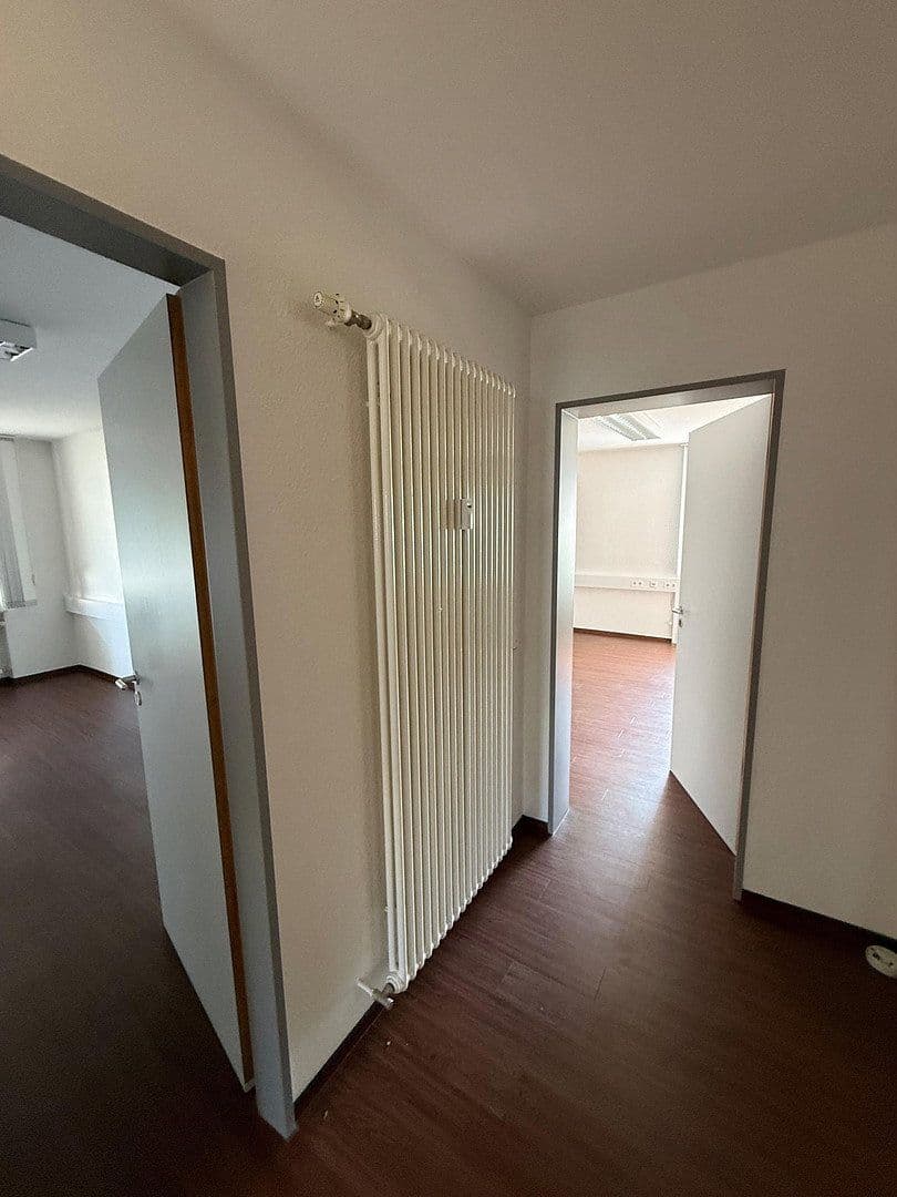 Pronájem kanceláře 170 m², Siemensstraße 9, Wiesbaden, Hessen Pronájem kanceláře 170 m², Siemensstraße 9, Wiesbaden, Hessen