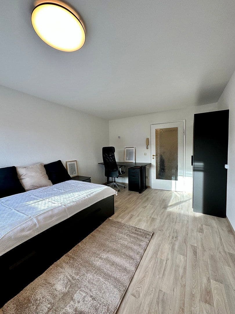 Pronájem bytu 1+kk 25 m², Kirchseeonerstraße 1, München-Ramersdorf, München, Bavorsko Pronájem bytu 1+kk 25 m², Kirchseeonerstraße 1, München-Ramersdorf, München, Bavorsko