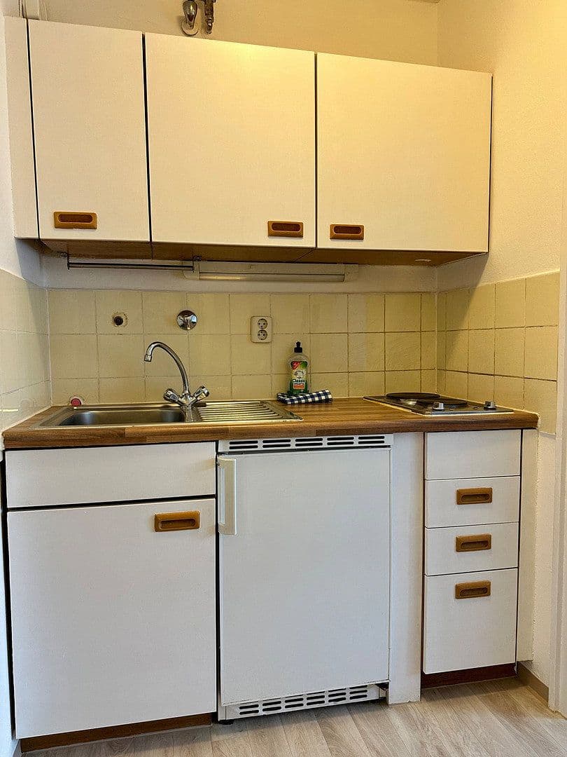 Pronájem bytu 1+kk 25 m², Kirchseeonerstraße 1, München-Ramersdorf, München, Bavorsko Pronájem bytu 1+kk 25 m², Kirchseeonerstraße 1, München-Ramersdorf, München, Bavorsko