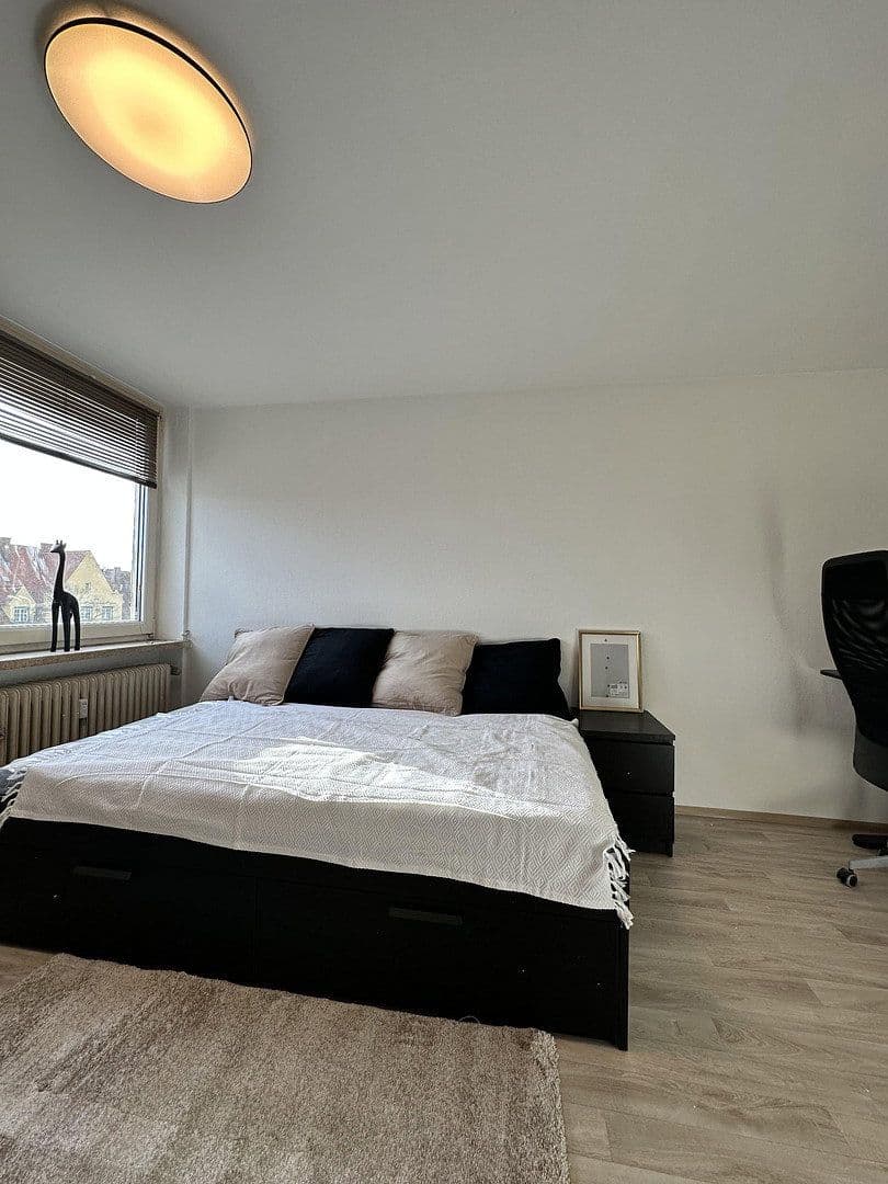 Pronájem bytu 1+kk 25 m², Kirchseeonerstraße 1, München-Ramersdorf, München, Bavorsko Pronájem bytu 1+kk 25 m², Kirchseeonerstraße 1, München-Ramersdorf, München, Bavorsko