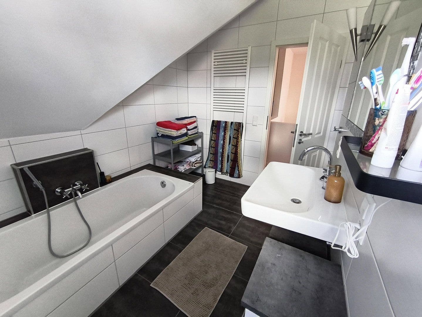 Pronájem domu 145 m², pozemek 300 m², Kuhnts Busch 11, Neuenkirchen, Severní Porýní-Vestfálsko Pronájem domu 145 m², pozemek 300 m², Kuhnts Busch 11, Neuenkirchen, Severní Porýní-Vestfálsko
