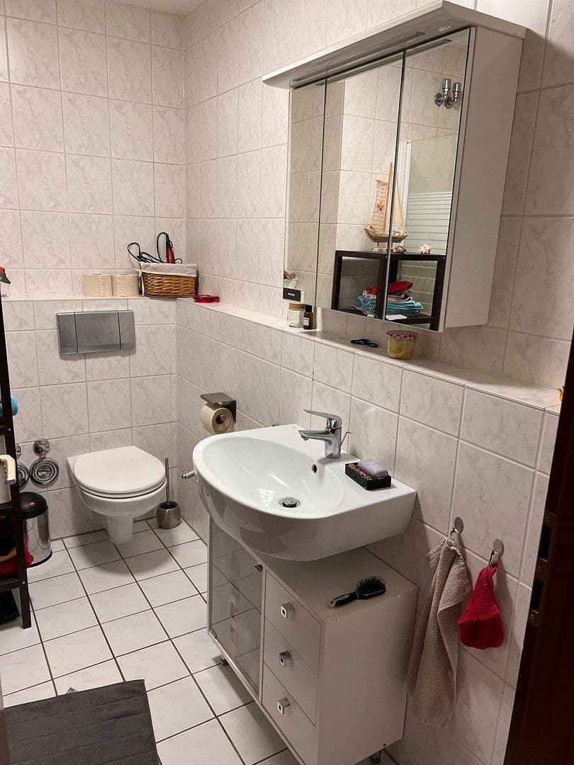 Pronájem bytu 3+kk 82 m², Jahnstr. 59 B, Neuhofen, Porýní-Falc Pronájem bytu 3+kk 82 m², Jahnstr. 59 B, Neuhofen, Porýní-Falc