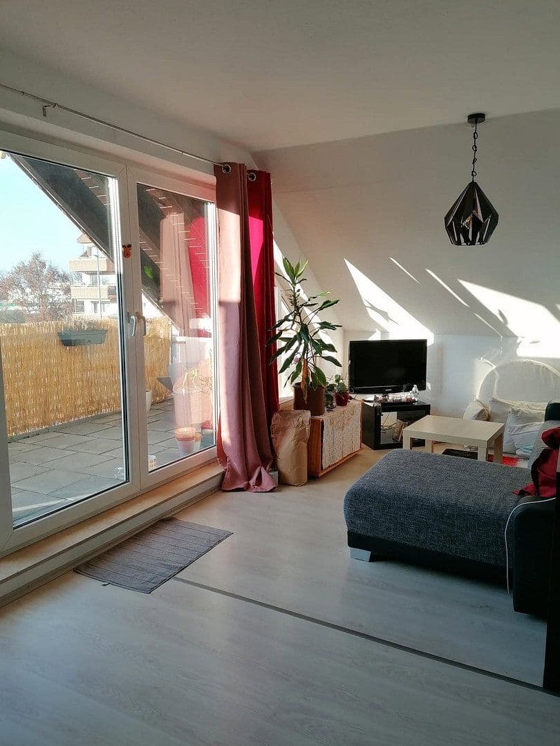 Pronájem bytu 3+kk 82 m², Jahnstr. 59 B, Neuhofen, Porýní-Falc Pronájem bytu 3+kk 82 m², Jahnstr. 59 B, Neuhofen, Porýní-Falc