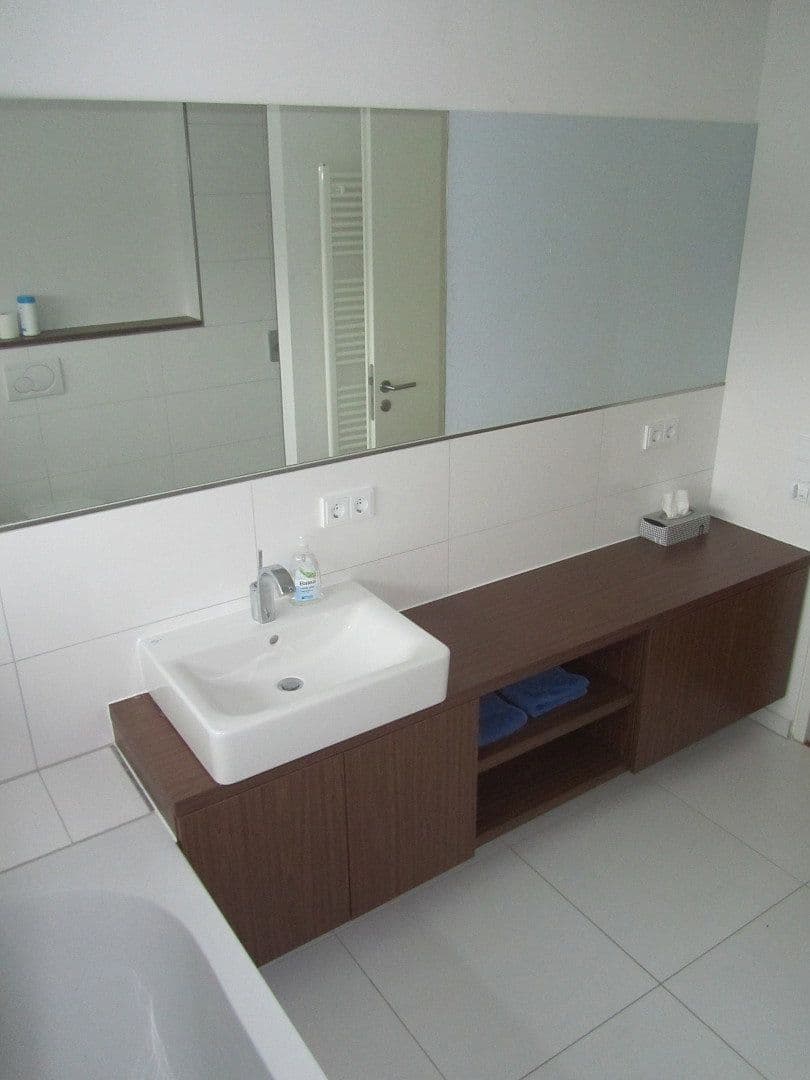 Pronájem bytu 3+1 138 m², Walderych 27c, Geilenkirchen, Severní Porýní-Vestfálsko Pronájem bytu 3+1 138 m², Walderych 27c, Geilenkirchen, Severní Porýní-Vestfálsko