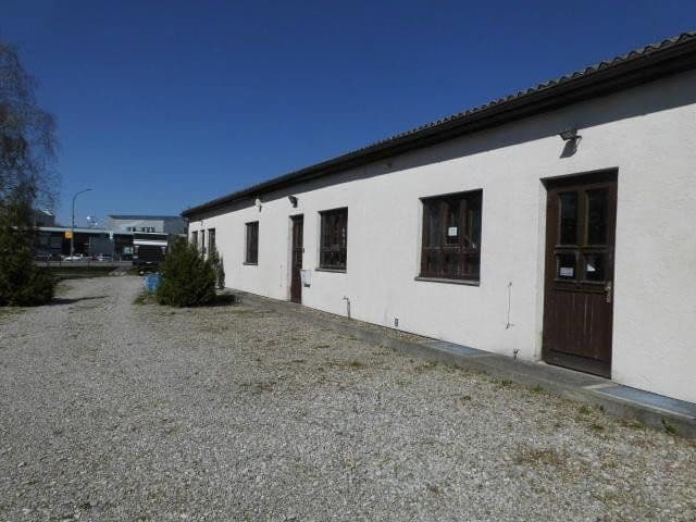 Pronájem pozemku 680 m², Messerschmittring 76, Königsbrunn, Bavorsko Pronájem pozemku 680 m², Messerschmittring 76, Königsbrunn, Bavorsko