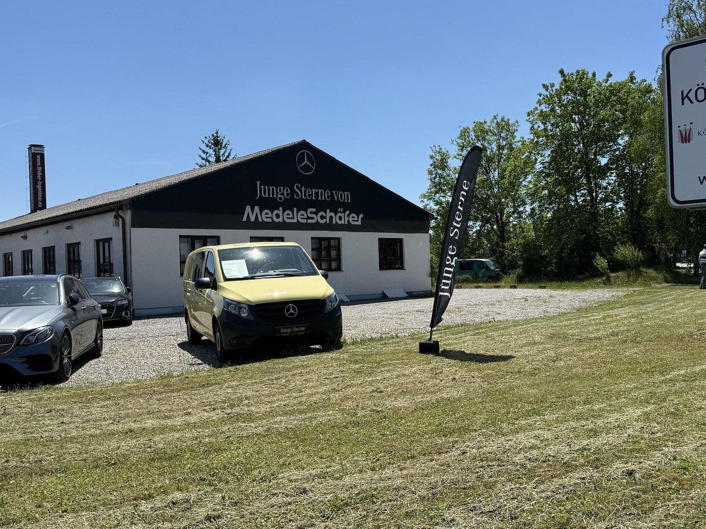 Pronájem pozemku 724 m², Messerschmittring 76, Königsbrunn, Bavorsko Pronájem pozemku 724 m², Messerschmittring 76, Königsbrunn, Bavorsko