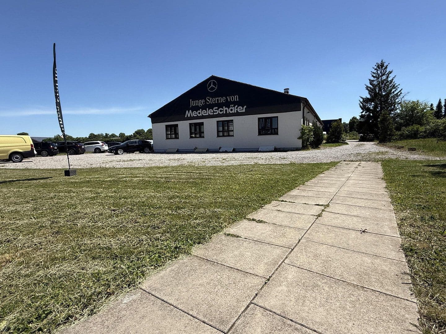 Pronájem pozemku 680 m², Messerschmittring 76, Königsbrunn, Bavorsko Pronájem pozemku 680 m², Messerschmittring 76, Königsbrunn, Bavorsko