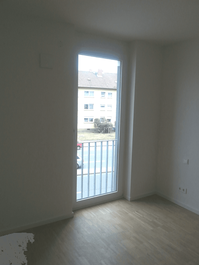 Pronájem bytu 2+1 35 m², Am Römerhof 51, Frankfurt, Hessen Pronájem bytu 2+1 35 m², Am Römerhof 51, Frankfurt, Hessen