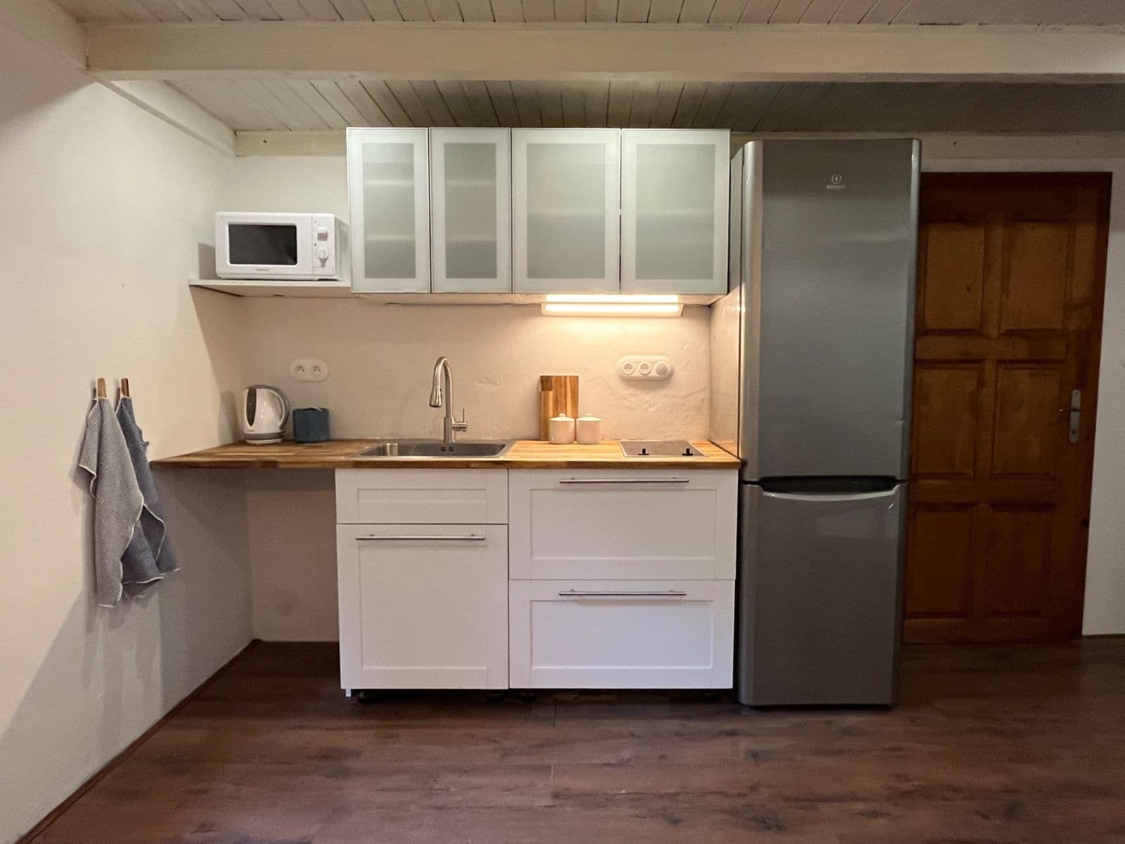 Pronájem domu 46 m², pozemek 395 m², Nižbor, Středočeský kraj Pronájem domu 46 m², pozemek 395 m², Nižbor, Středočeský kraj