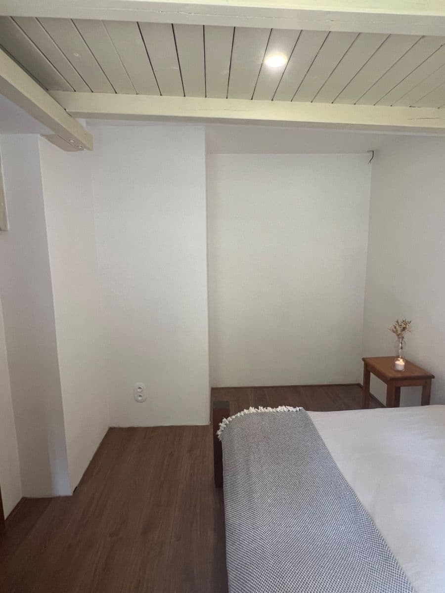 Pronájem domu 46 m², pozemek 395 m², Nižbor, Středočeský kraj Pronájem domu 46 m², pozemek 395 m², Nižbor, Středočeský kraj