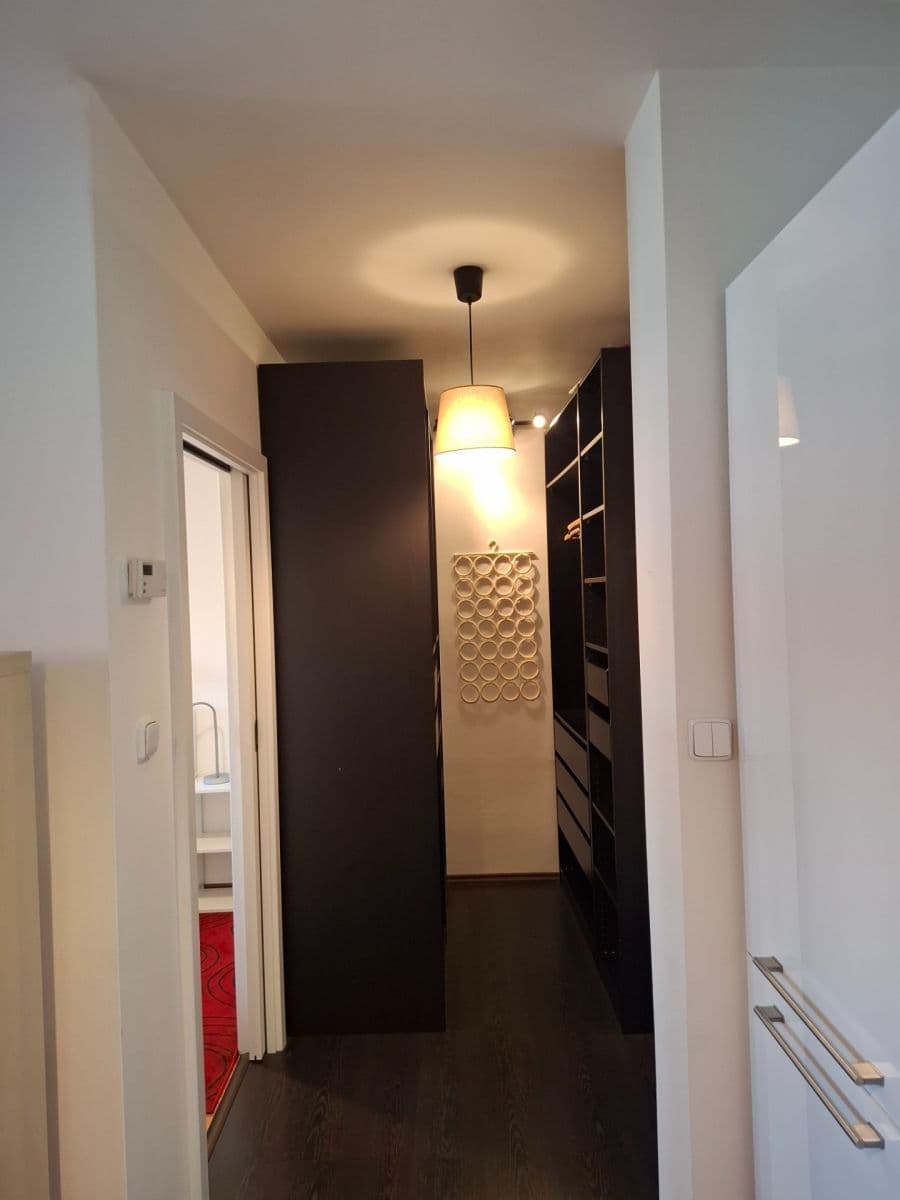 Pronájem bytu 2+kk 42 m², Na Mlejnku, Praha, Praha Pronájem bytu 2+kk 42 m², Na Mlejnku, Praha, Praha