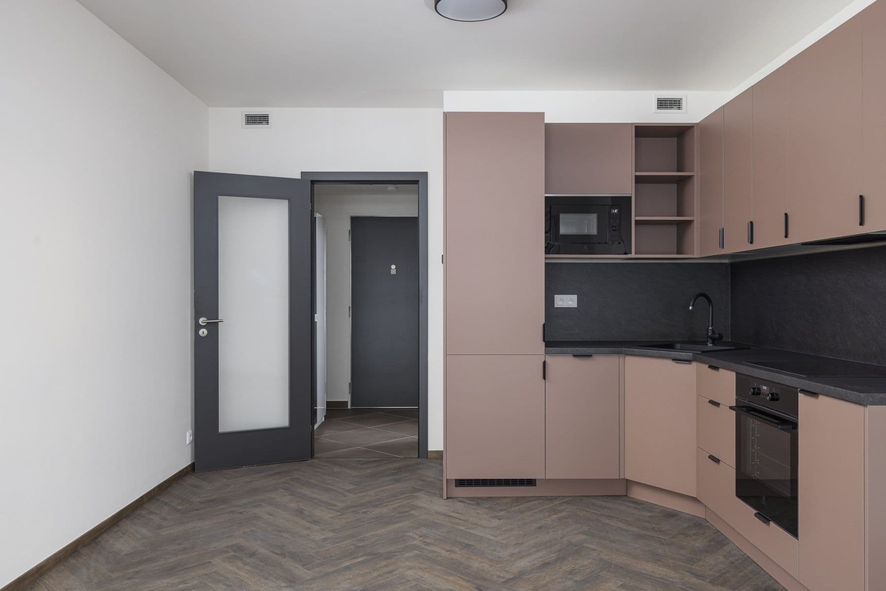 Pronájem bytu 1+kk 33 m², Poděbradská, Praha, Praha Pronájem bytu 1+kk 33 m², Poděbradská, Praha, Praha