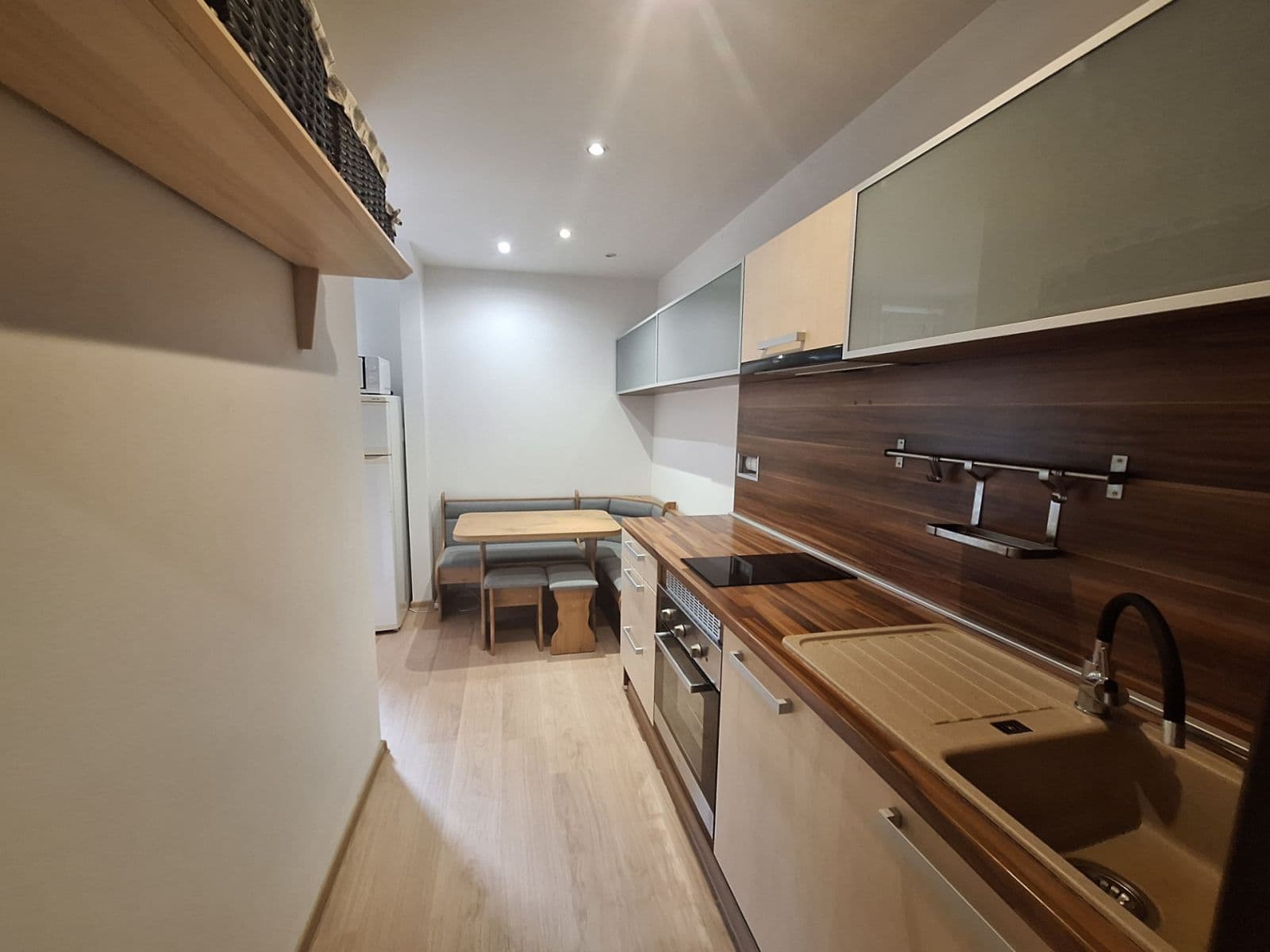 Pronájem bytu 2+1 45 m², Sklenárova, Ružinov, Bratislavský kraj Pronájem bytu 2+1 45 m², Sklenárova, Ružinov, Bratislavský kraj