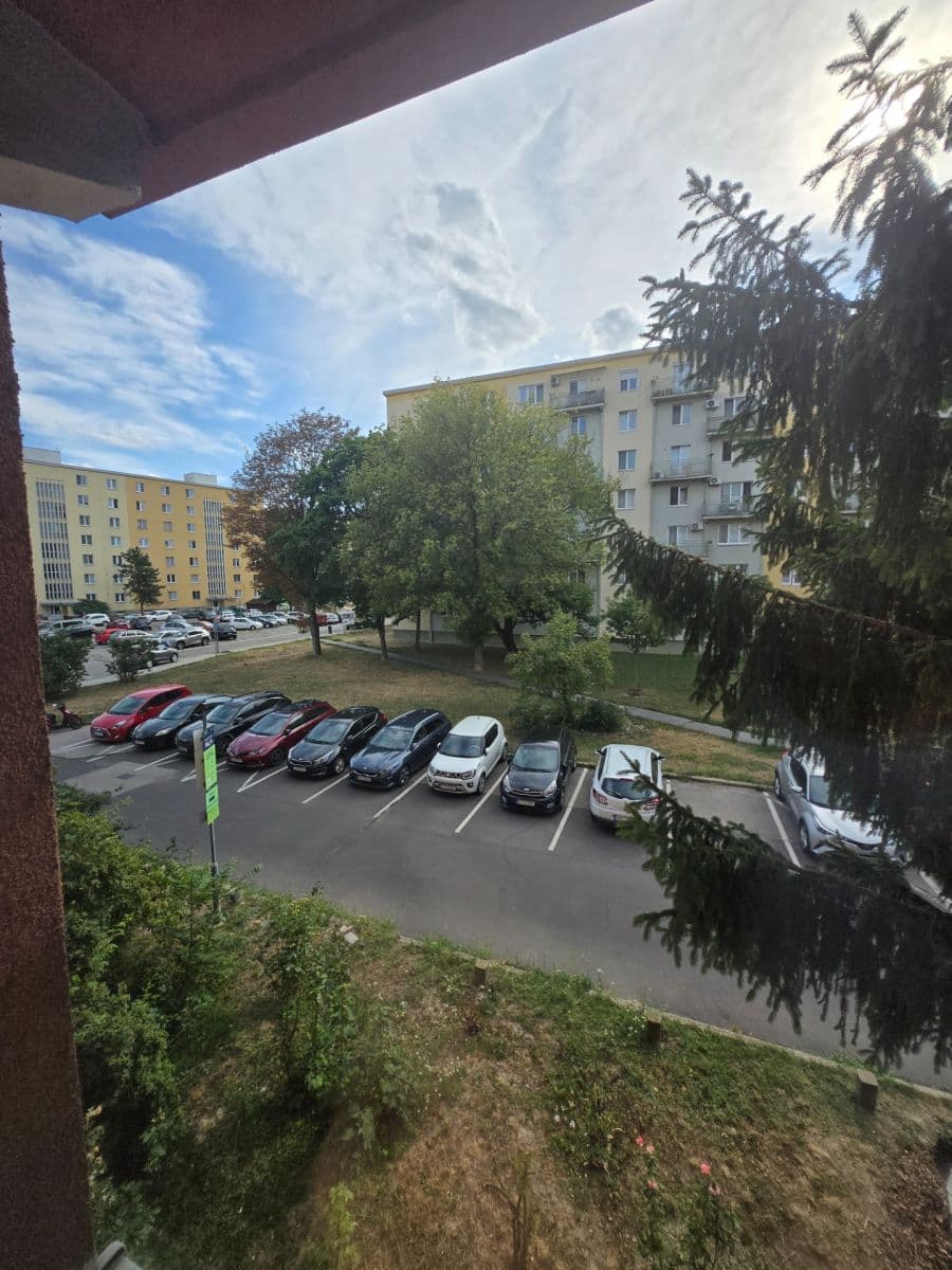 Pronájem bytu 2+1 45 m², Sklenárova, Ružinov, Bratislavský kraj Pronájem bytu 2+1 45 m², Sklenárova, Ružinov, Bratislavský kraj