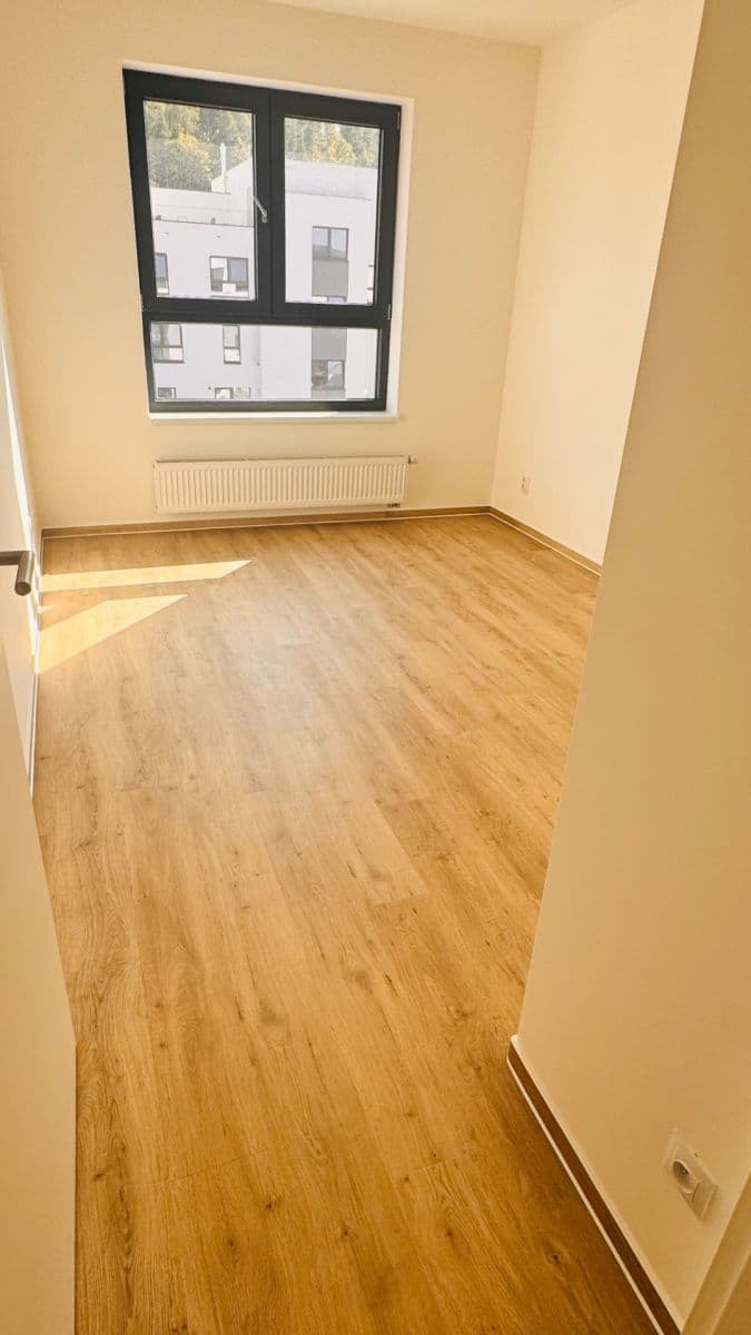 Pronájem bytu 2+kk 80 m², Záhoří, Kuřim, Jihomoravský kraj Pronájem bytu 2+kk 80 m², Záhoří, Kuřim, Jihomoravský kraj