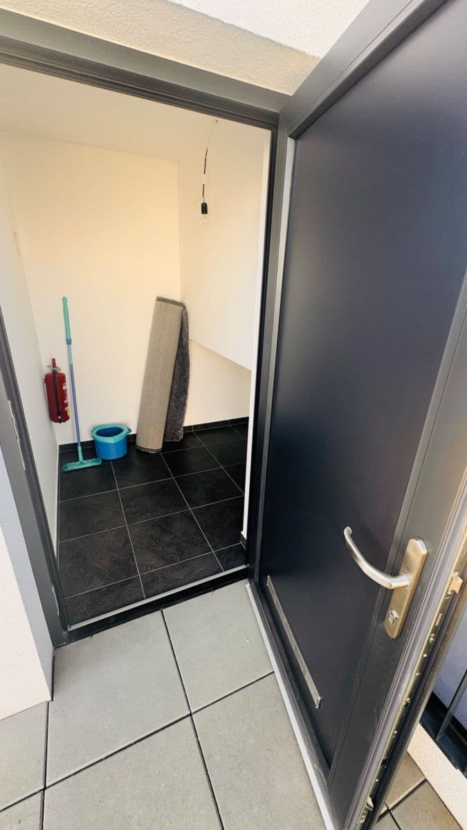 Pronájem bytu 2+kk 80 m², Záhoří, Kuřim, Jihomoravský kraj Pronájem bytu 2+kk 80 m², Záhoří, Kuřim, Jihomoravský kraj