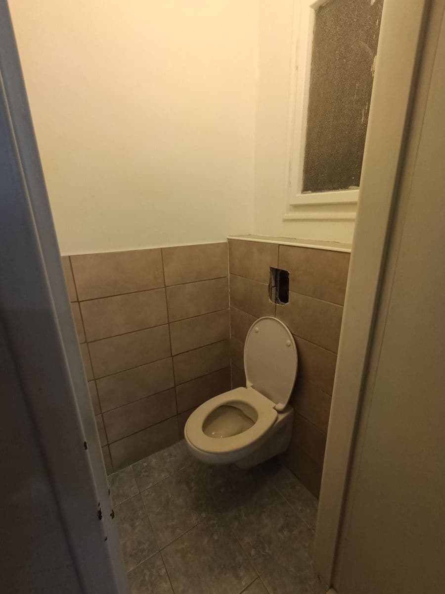 Prodej bytu 1+kk 30 m², Slezská, Praha, Praha Prodej bytu 1+kk 30 m², Slezská, Praha, Praha