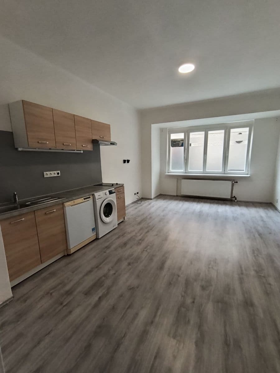 Prodej bytu 1+kk 30 m², Slezská, Praha, Praha Prodej bytu 1+kk 30 m², Slezská, Praha, Praha