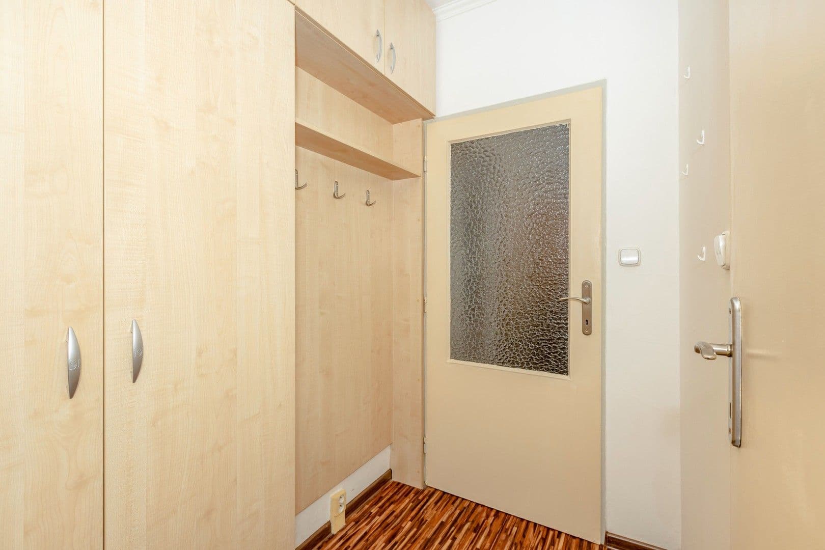 Pronájem bytu 1+1 40 m², Rabyňská, Praha, Praha Pronájem bytu 1+1 40 m², Rabyňská, Praha, Praha