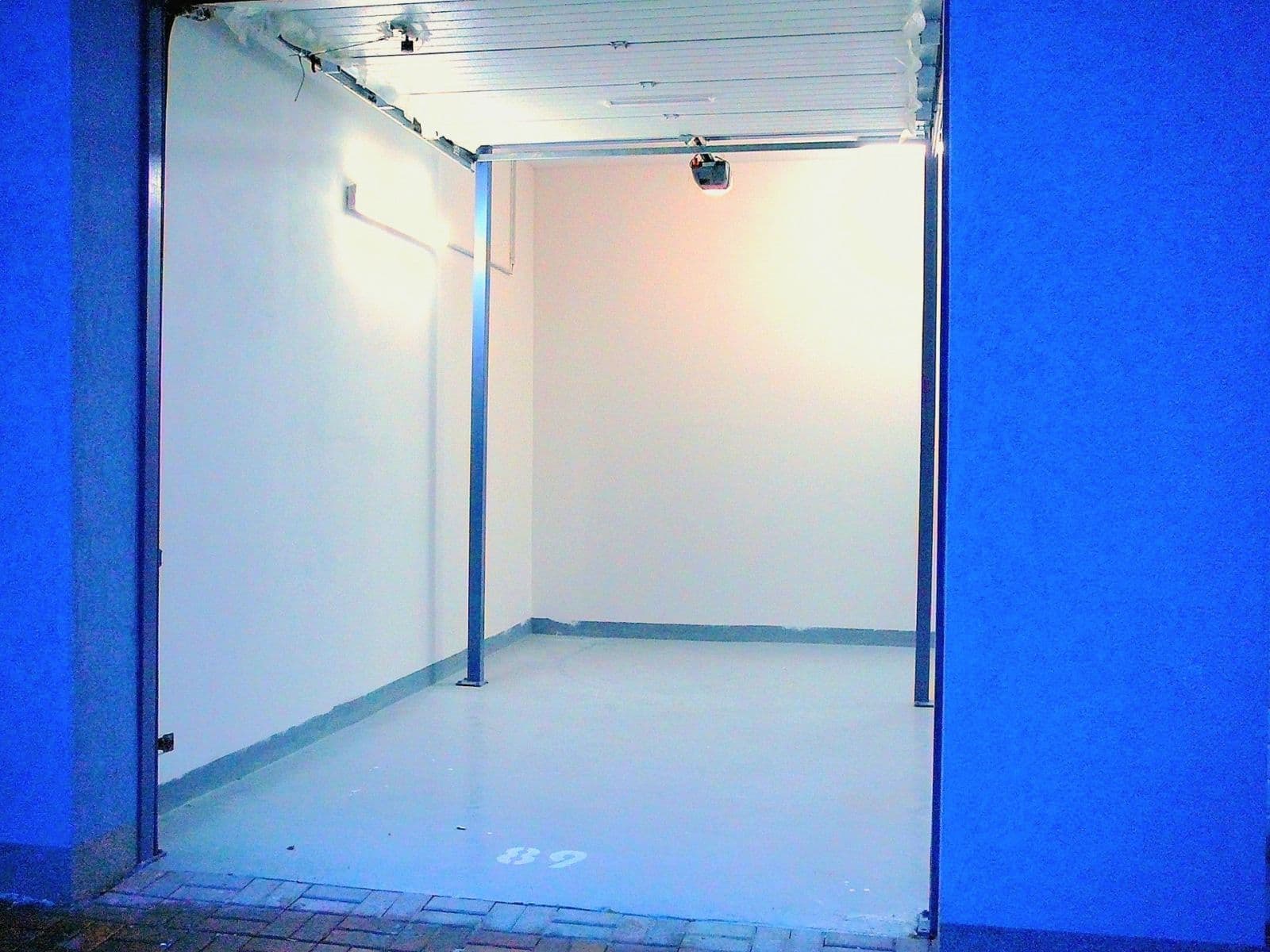 Prodej garáže 17 m², Praha, Praha Prodej garáže 17 m², Praha, Praha